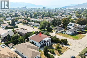 2295 Rhondda Court - Photo 4