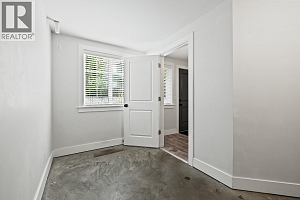 644 Lequime Road Unit# 8 - Photo 34