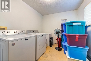4992 Princeton Avenue - Photo 29