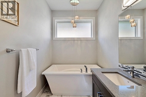2594 Crown Crest Drive - Photo 33