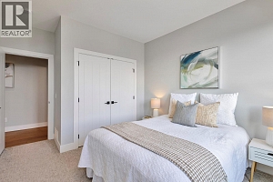 2594 Crown Crest Drive - Photo 36