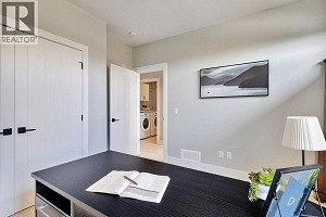 2594 Crown Crest Drive - Photo 47