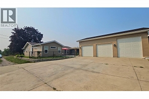 10774 Okanagan Centre Road E - Photo 3