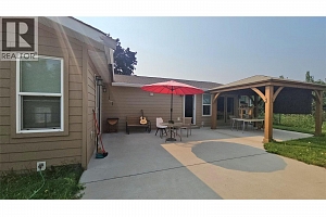 10774 Okanagan Centre Road E - Photo 8