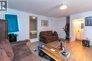 713 Russell Avenue - Photo 3