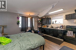 713 Russell Avenue - Photo 8