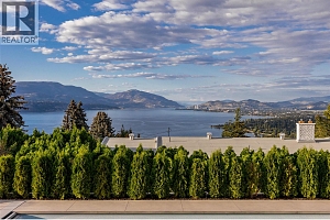 415 Curlew Drive - Photo 2