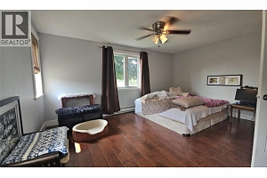 10774 Okanagan Centre Road E - Photo 24
