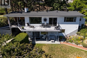 1459 Scott Crescent - Photo 3