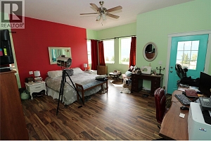 82 Peregrine Way - Photo 4