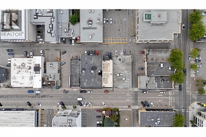 525 -527 Lawrence Avenue - Photo 45
