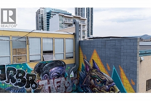 525 - 527 Lawrence Avenue - Photo 49