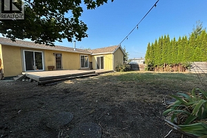 3236 McCulloch Road - Photo 3