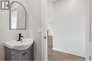 2411 Harding Road - Photo 31