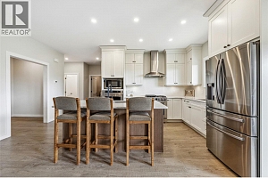 2411 Harding Road - Photo 8