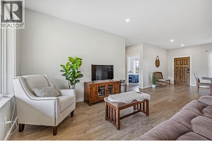 2411 Harding Road - Photo 18
