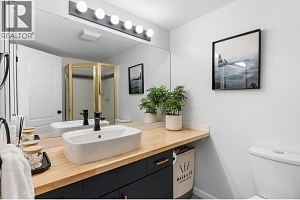 709 Houghton Road Unit# 303 - Photo 14