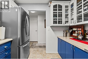 1045 Sutherland Avenue Unit# 145 - Photo 8