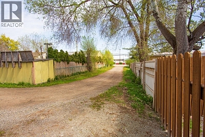 3606 Old Okanagan Highway - Photo 33