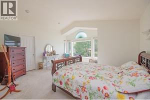 8841 Michael Drive - Photo 18