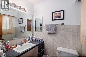 1211 Centennial Crescent - Photo 10