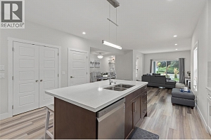 1064 Lawson Avenue - Photo 7