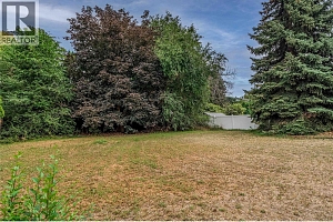 733 Josselyn Court - Photo 38