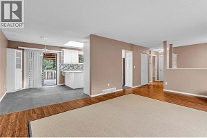 733 Josselyn Court - Photo 7