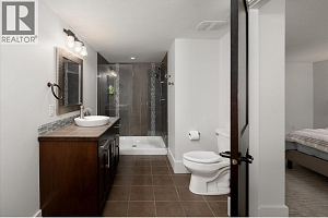 2523 Hillsborough Road - Photo 30