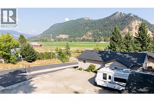 2506 Shuswap Avenue - Photo 50