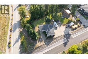 2506 Shuswap Avenue - Photo 51