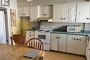 2166 Aberdeen Street - Photo 2