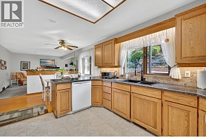 3179 Woodstock Drive - Photo 11