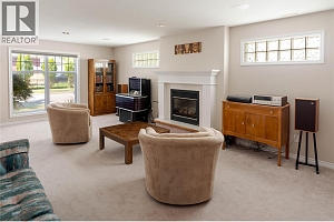 419 PROVIDENCE Avenue - Photo 13