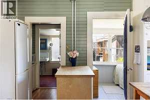 3720 Wood Avenue - Photo 15