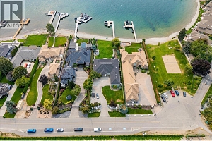 2577 Whitworth Road - Photo 40