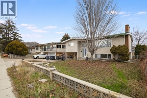 1387 Gordon Drive - Photo 10