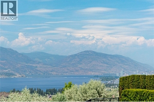 722 Marin Crescent - Photo 20