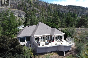 1116 Lynn Court - Photo 2