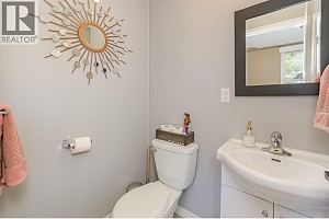 715 Hubert Avenue - Photo 20