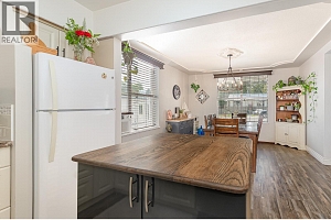 715 Hubert Avenue - Photo 7