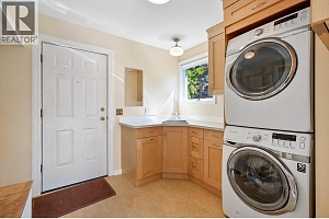 439 Osprey Avenue - Photo 34
