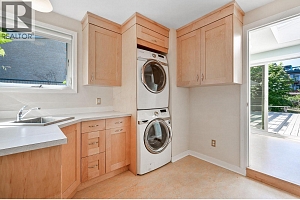 439 Osprey Avenue - Photo 35
