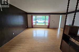 824 Grenfell Avenue - Photo 10