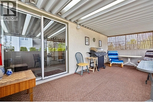 3445 Barberry Street - Photo 32