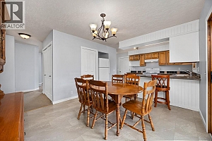 2625 Catherine Crescent - Photo 13