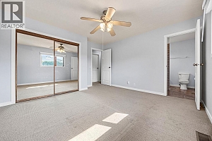 2625 Catherine Crescent - Photo 19