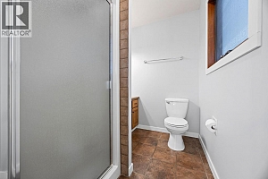 2625 Catherine Crescent - Photo 20
