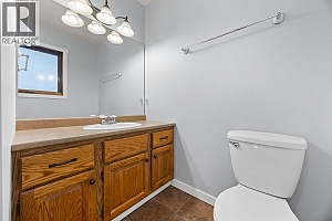 2625 Catherine Crescent - Photo 21