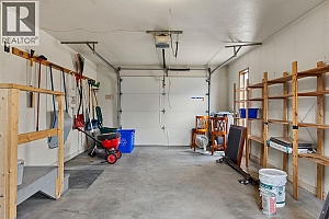 2625 Catherine Crescent - Photo 35